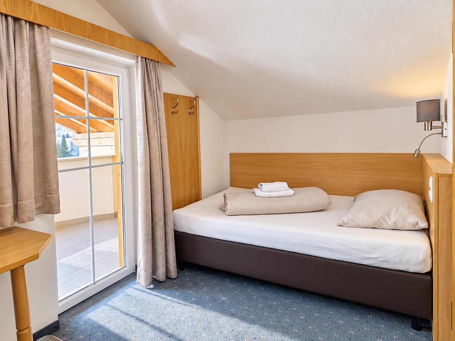 Einbettzimmer Pischa